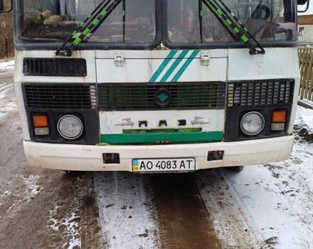 Белый ПАЗ 32054, объемом двигателя 4.75 л и пробегом 929 тыс. км за 2300 $, фото 1 на Automoto.ua