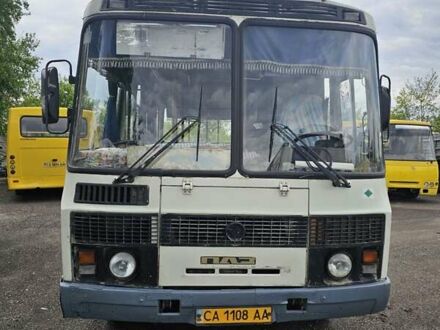 Білий ПАЗ 32054, об'ємом двигуна 4.67 л та пробігом 300 тис. км за 2500 $, фото 1 на Automoto.ua