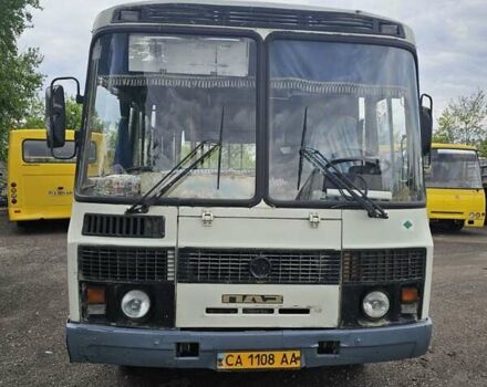 Білий ПАЗ 32054, об'ємом двигуна 4.67 л та пробігом 300 тис. км за 2500 $, фото 1 на Automoto.ua