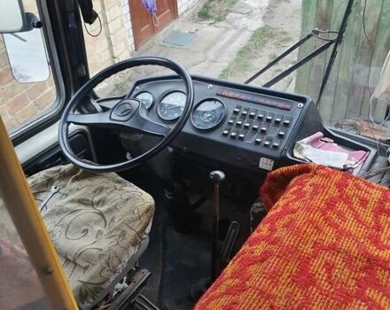 Белый ПАЗ 4234, объемом двигателя 2.4 л и пробегом 78 тыс. км за 8000 $, фото 5 на Automoto.ua