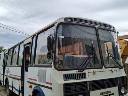 Белый ПАЗ 4234, объемом двигателя 4.75 л и пробегом 300 тыс. км за 5000 $, фото 1 на Automoto.ua
