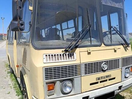 Бежевий ПАЗ 4234, об'ємом двигуна 4.75 л та пробігом 393 тис. км за 6000 $, фото 1 на Automoto.ua