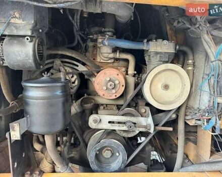 Желтый ПАЗ 4234, объемом двигателя 4.75 л и пробегом 50 тыс. км за 17000 $, фото 8 на Automoto.ua