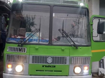 Зелений ПАЗ 4234, об'ємом двигуна 4.75 л та пробігом 500 тис. км за 3300 $, фото 1 на Automoto.ua