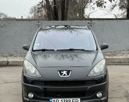 Чорний Пежо 1007, об'ємом двигуна 1.4 л та пробігом 200 тис. км за 3600 $, фото 1 на Automoto.ua