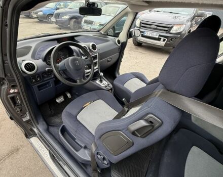 Чорний Пежо 1007, об'ємом двигуна 1.4 л та пробігом 200 тис. км за 3600 $, фото 10 на Automoto.ua