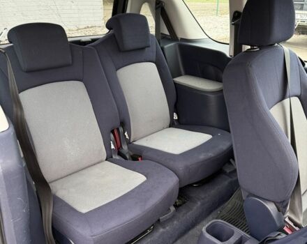 Чорний Пежо 1007, об'ємом двигуна 1.4 л та пробігом 200 тис. км за 3600 $, фото 9 на Automoto.ua