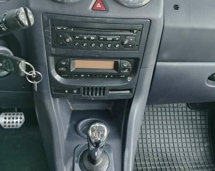 Черный Пежо 1007, объемом двигателя 1.59 л и пробегом 162 тыс. км за 5000 $, фото 7 на Automoto.ua