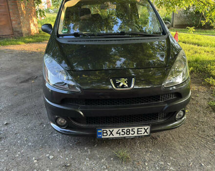 Черный Пежо 1007, объемом двигателя 1.59 л и пробегом 147 тыс. км за 4800 $, фото 7 на Automoto.ua