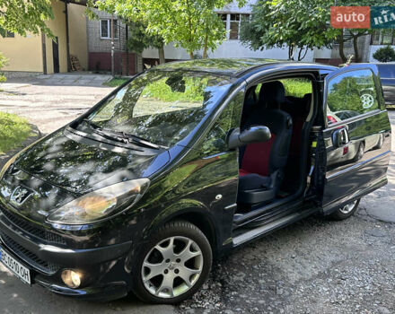 Чорний Пежо 1007, об'ємом двигуна 1.59 л та пробігом 105 тис. км за 3550 $, фото 12 на Automoto.ua