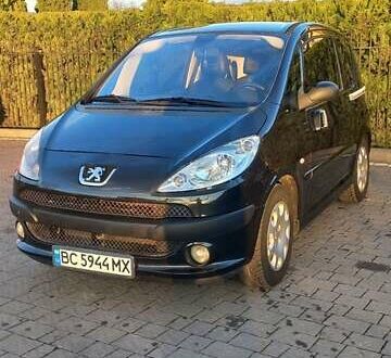 Пежо 1007 2006 у Долине на Automoto.ua Чорний Пежо 1007, об'ємом двигуна 1.59 л та пробігом 130 тис. км за 4700 $, фото 1 на Automoto.ua
