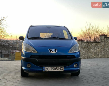 Пежо 1007, объемом двигателя 1.59 л и пробегом 215 тыс. км за 3850 $, фото 5 на Automoto.ua