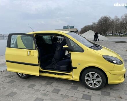 Пежо 1007, объемом двигателя 1.4 л и пробегом 160 тыс. км за 4900 $, фото 11 на Automoto.ua