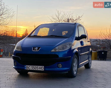 Пежо 1007, объемом двигателя 1.59 л и пробегом 215 тыс. км за 3850 $, фото 4 на Automoto.ua