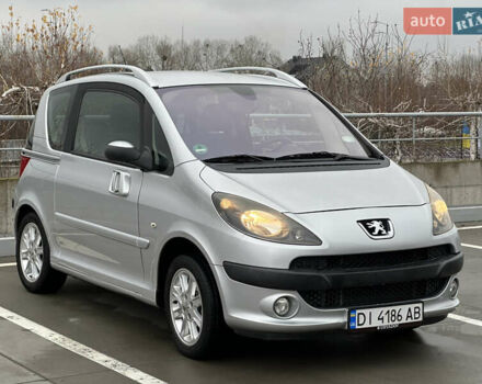 Сірий Пежо 1007, об'ємом двигуна 1.56 л та пробігом 214 тис. км за 4999 $, фото 1 на Automoto.ua