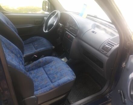 Синий Пежо 104, объемом двигателя 0 л и пробегом 244 тыс. км за 3333 $, фото 5 на Automoto.ua