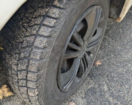 Белый Пежо 106, объемом двигателя 1 л и пробегом 290 тыс. км за 1350 $, фото 7 на Automoto.ua