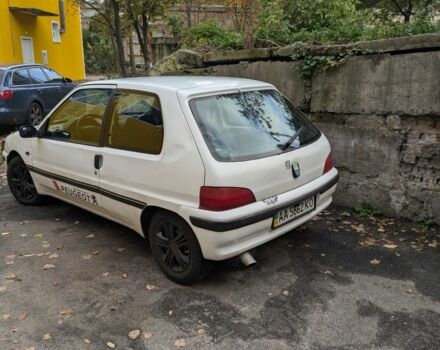 Белый Пежо 106, объемом двигателя 1 л и пробегом 290 тыс. км за 1350 $, фото 1 на Automoto.ua