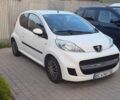 Белый Пежо 107, объемом двигателя 1 л и пробегом 100 тыс. км за 6200 $, фото 1 на Automoto.ua
