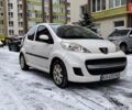 Белый Пежо 107, объемом двигателя 1 л и пробегом 170 тыс. км за 5800 $, фото 6 на Automoto.ua