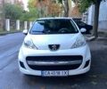 Білий Пежо 107, об'ємом двигуна 1 л та пробігом 140 тис. км за 3800 $, фото 1 на Automoto.ua