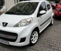 Белый Пежо 107, объемом двигателя 1 л и пробегом 174 тыс. км за 4800 $, фото 1 на Automoto.ua