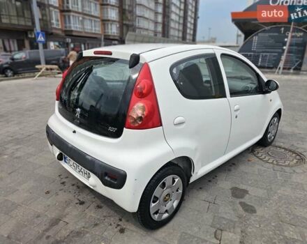 Білий Пежо 107, об'ємом двигуна 1 л та пробігом 160 тис. км за 3300 $, фото 3 на Automoto.ua