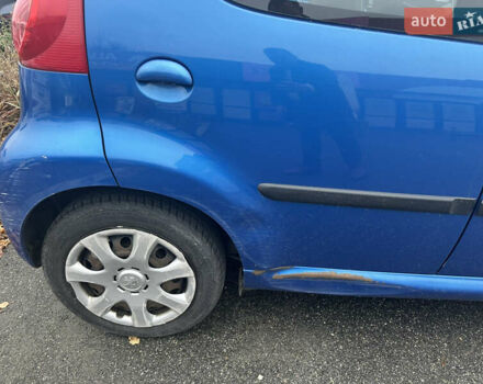 Белый Пежо 107, объемом двигателя 1 л и пробегом 170 тыс. км за 3499 $, фото 4 на Automoto.ua