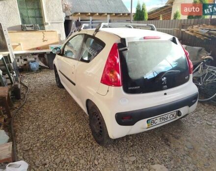 Пежо 107 2011 в Стрые на Automoto.ua Белый Пежо 107, объемом двигателя 1 л и пробегом 189 тыс. км за 4999 $, фото 5 на Automoto.ua