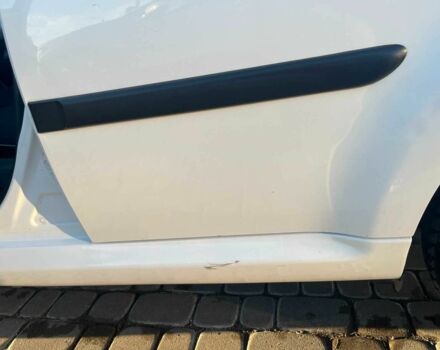 Белый Пежо 107, объемом двигателя 1 л и пробегом 71 тыс. км за 5600 $, фото 12 на Automoto.ua