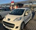 Белый Пежо 107, объемом двигателя 1 л и пробегом 71 тыс. км за 5600 $, фото 1 на Automoto.ua