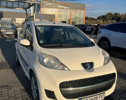 Белый Пежо 107, объемом двигателя 1 л и пробегом 71 тыс. км за 5600 $, фото 6 на Automoto.ua
