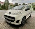 Белый Пежо 107, объемом двигателя 1 л и пробегом 141 тыс. км за 4500 $, фото 1 на Automoto.ua