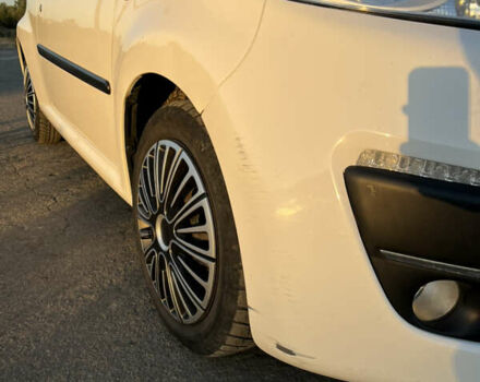 Белый Пежо 107, объемом двигателя 1 л и пробегом 96 тыс. км за 6000 $, фото 8 на Automoto.ua