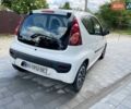 Белый Пежо 107, объемом двигателя 1 л и пробегом 214 тыс. км за 4200 $, фото 7 на Automoto.ua