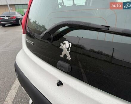 Білий Пежо 107, об'ємом двигуна 1 л та пробігом 65 тис. км за 6500 $, фото 18 на Automoto.ua