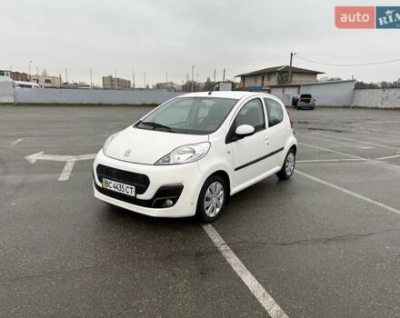 Білий Пежо 107, об'ємом двигуна 1 л та пробігом 65 тис. км за 6500 $, фото 5 на Automoto.ua