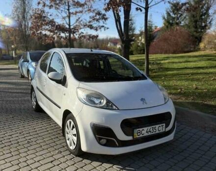 Білий Пежо 107, об'ємом двигуна 1 л та пробігом 64 тис. км за 5500 $, фото 2 на Automoto.ua
