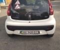 Белый Пежо 107, объемом двигателя 1 л и пробегом 111 тыс. км за 6117 $, фото 3 на Automoto.ua