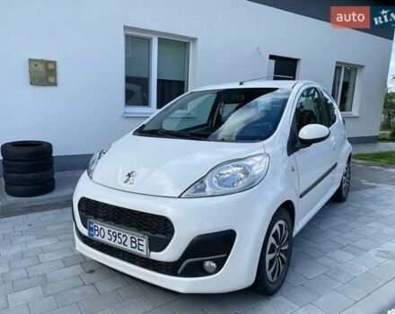 Белый Пежо 107, объемом двигателя 1 л и пробегом 214 тыс. км за 4200 $, фото 3 на Automoto.ua