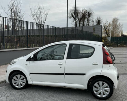 Белый Пежо 107, объемом двигателя 0.99 л и пробегом 220 тыс. км за 4900 $, фото 39 на Automoto.ua
