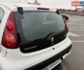 Білий Пежо 107, об'ємом двигуна 1 л та пробігом 65 тис. км за 6500 $, фото 12 на Automoto.ua