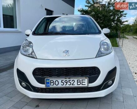 Белый Пежо 107, объемом двигателя 1 л и пробегом 214 тыс. км за 4200 $, фото 1 на Automoto.ua