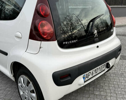 Белый Пежо 107, объемом двигателя 0.99 л и пробегом 220 тыс. км за 4900 $, фото 32 на Automoto.ua