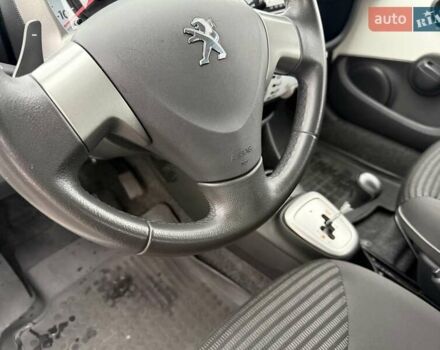 Білий Пежо 107, об'ємом двигуна 1 л та пробігом 65 тис. км за 6500 $, фото 47 на Automoto.ua