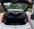 Белый Пежо 107, объемом двигателя 1 л и пробегом 214 тыс. км за 4200 $, фото 24 на Automoto.ua