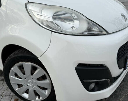 Белый Пежо 107, объемом двигателя 0.99 л и пробегом 220 тыс. км за 4900 $, фото 27 на Automoto.ua