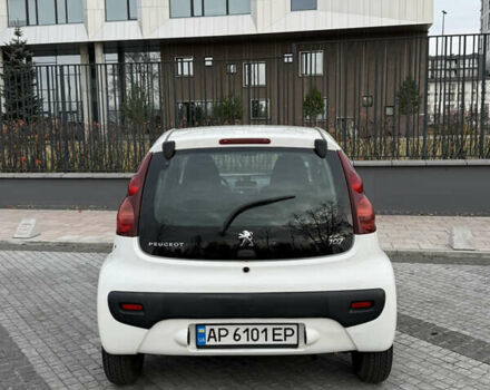 Белый Пежо 107, объемом двигателя 0.99 л и пробегом 220 тыс. км за 4900 $, фото 38 на Automoto.ua
