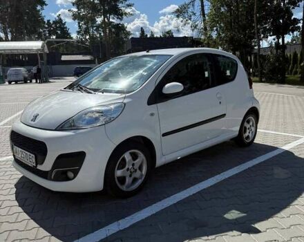 Білий Пежо 107, об'ємом двигуна 1 л та пробігом 155 тис. км за 5000 $, фото 1 на Automoto.ua