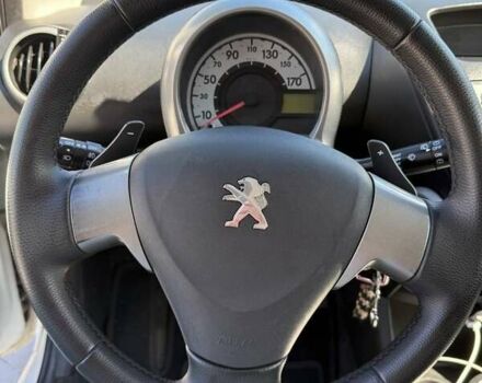 Білий Пежо 107, об'ємом двигуна 1 л та пробігом 155 тис. км за 5000 $, фото 17 на Automoto.ua